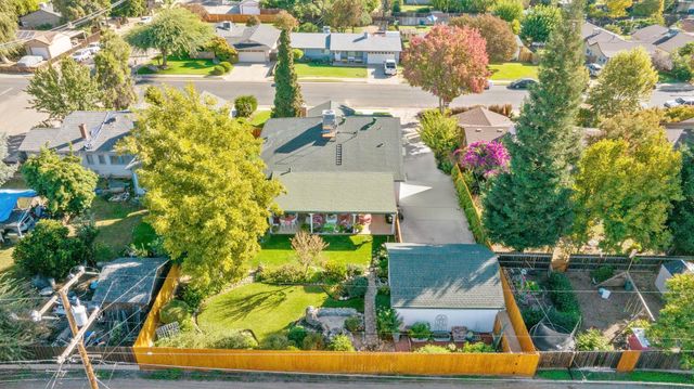 277 N Pepper Street, Woodlake, CA 93286