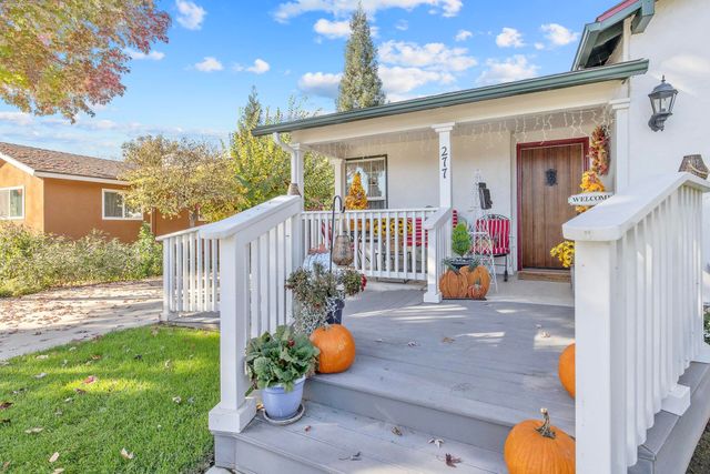 277 N Pepper Street, Woodlake, CA 93286