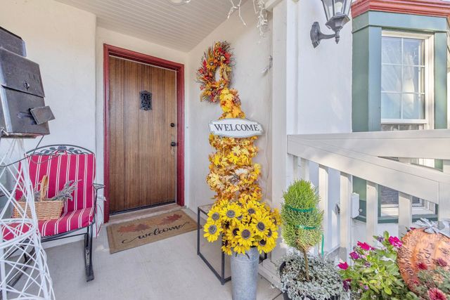 277 N Pepper Street, Woodlake, CA 93286