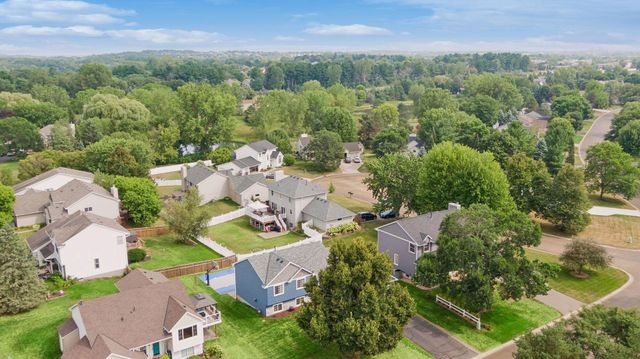 1649 Regatta Drive, Woodbury, MN 55125