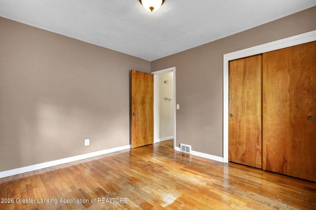 1319 Pico Avenue, Lansing, MI 48910