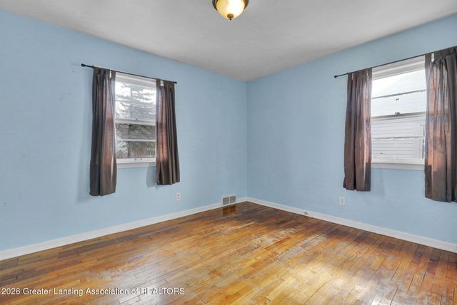 1319 Pico Avenue, Lansing, MI 48910