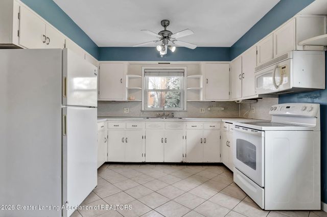 1319 Pico Avenue, Lansing, MI 48910