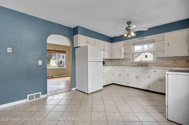 1319 Pico Avenue, Lansing, MI 48910