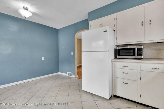 1319 Pico Avenue, Lansing, MI 48910