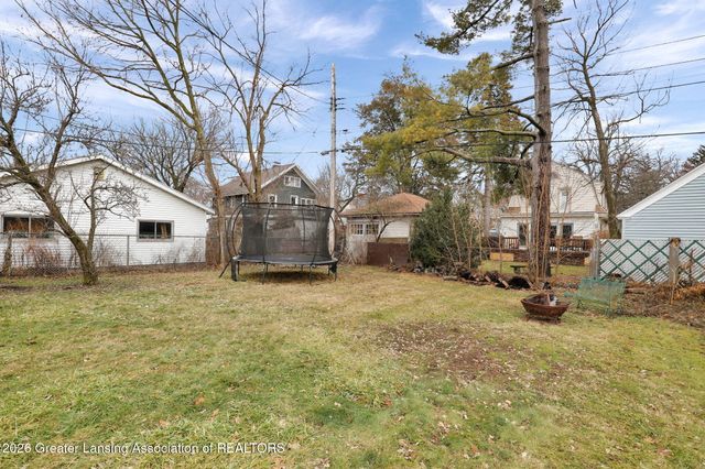 1319 Pico Avenue, Lansing, MI 48910