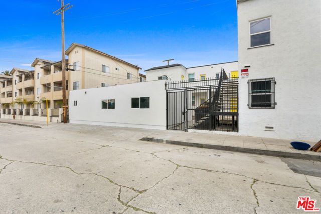 4203 Council Street, Los Angeles, CA 90004