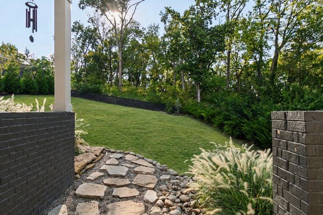 4505 Shys Hill Rd, Nashville, TN 37215