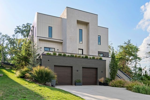 4505 Shys Hill Rd, Nashville, TN 37215