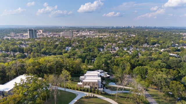 4505 Shys Hill Rd, Nashville, TN 37215