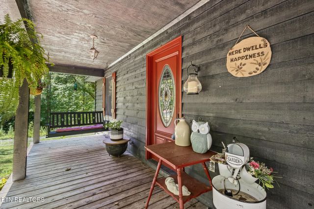 838 County Road 105, Athens, TN 37303