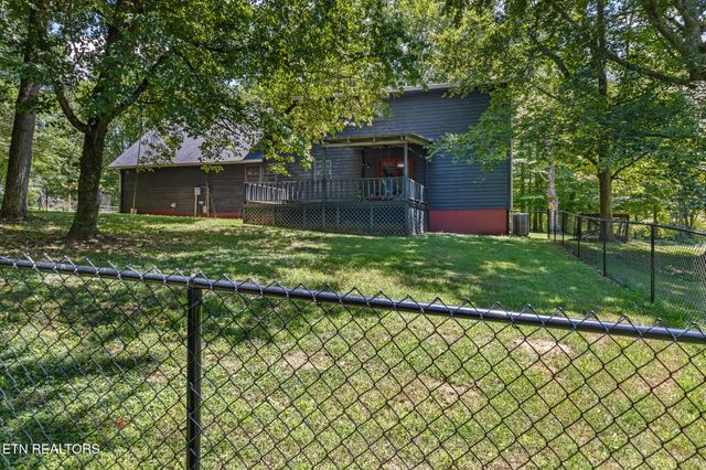 838 County Road 105, Athens, TN 37303