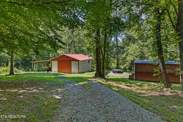 838 County Road 105, Athens, TN 37303