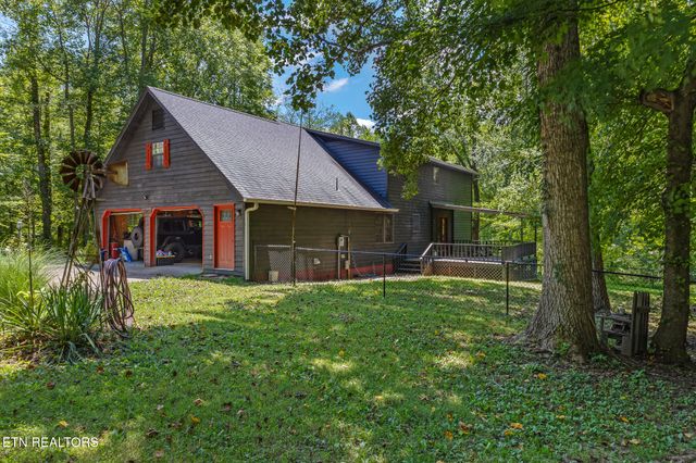 838 County Road 105, Athens, TN 37303