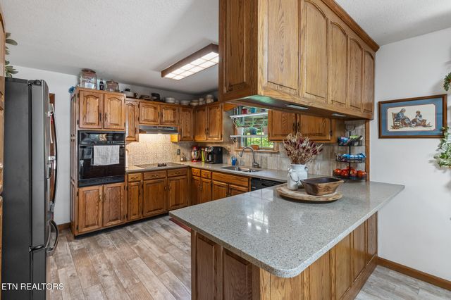 838 County Road 105, Athens, TN 37303