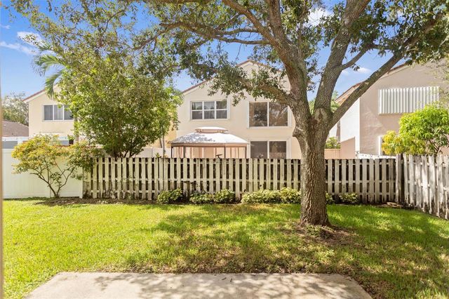 15250 SW 49TH Court, Davie, FL 33331