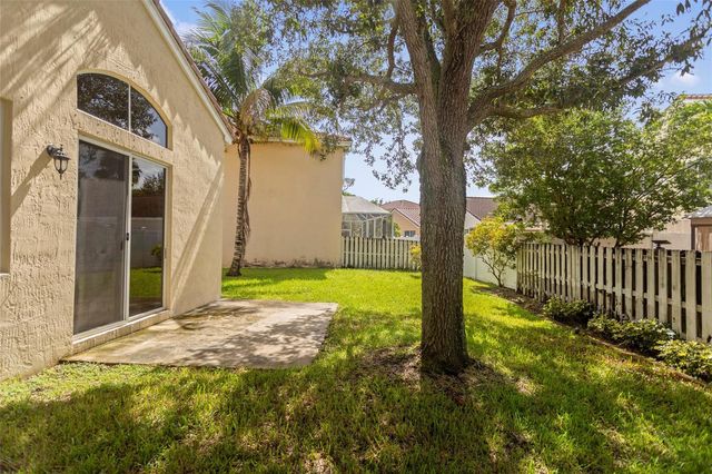 15250 SW 49TH Court, Davie, FL 33331