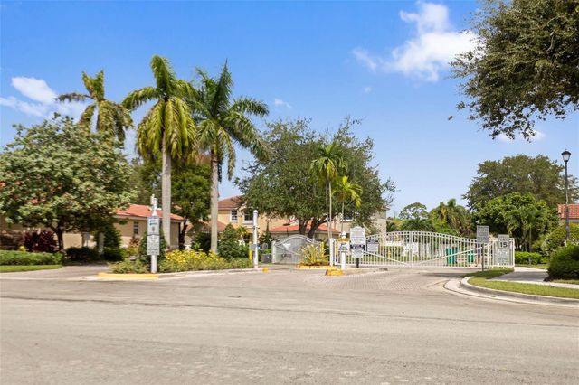 15250 SW 49TH Court, Davie, FL 33331
