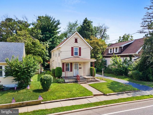 371 E HOLLY AVE, Pitman, NJ 08071