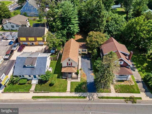 371 E HOLLY AVE, Pitman, NJ 08071