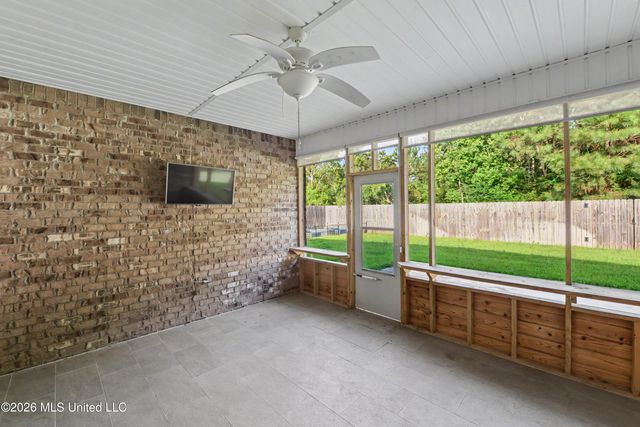 9524 Mallette Drive, Biloxi, MS 39532