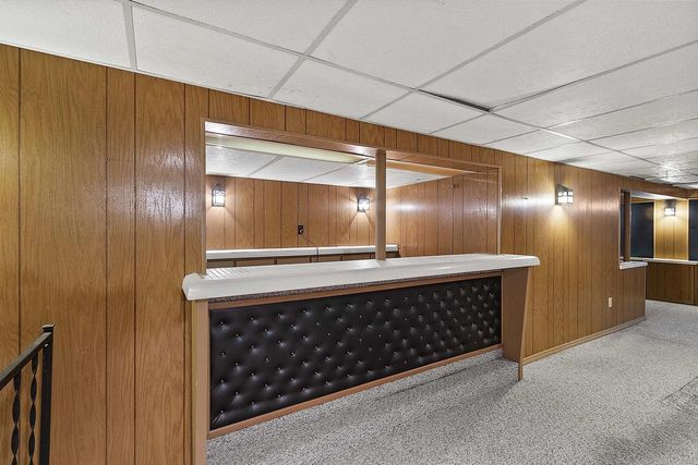 896 W 18TH AVENUE, Oshkosh, WI 54902