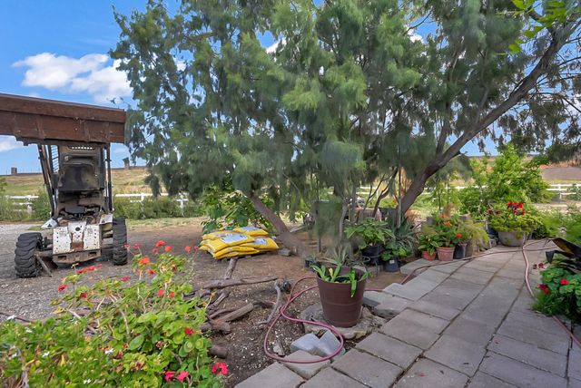 19814 W Grant Line Rd, Tracy, CA 95391