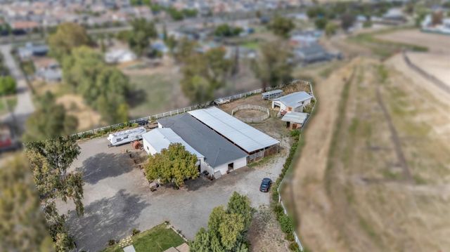 19814 W Grant Line Rd, Tracy, CA 95391