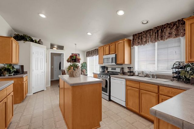 19814 W Grant Line Rd, Tracy, CA 95391