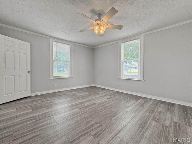118 W Center Street, Troy, IL 62294