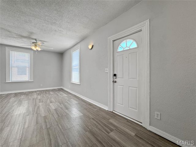 118 W Center Street, Troy, IL 62294