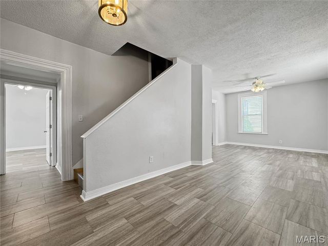 118 W Center Street, Troy, IL 62294