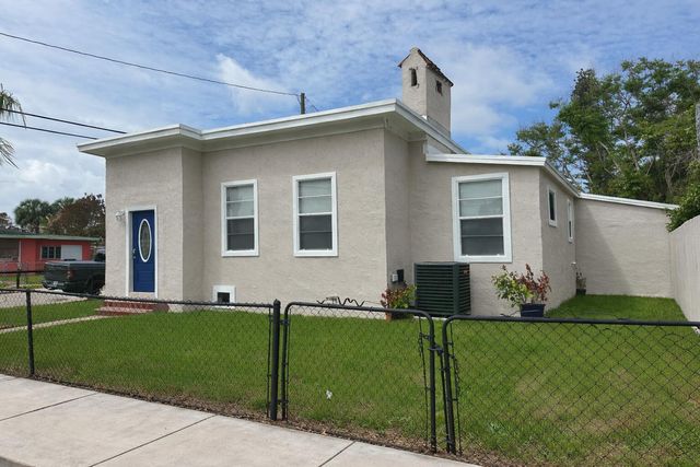 139 Alma Court, Fort Pierce, FL 34950
