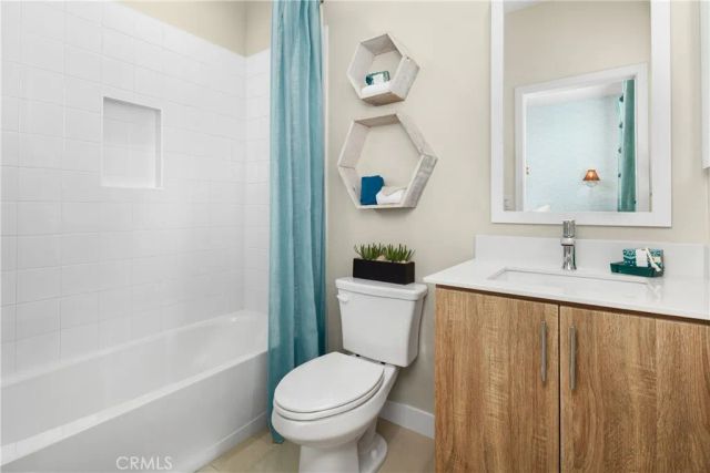 11704 Arkansas Street B, Artesia, CA 90701