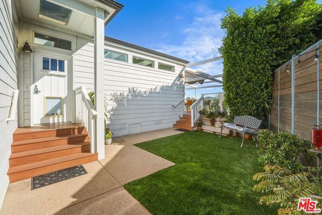29500 Heathercliff Rd 105, Malibu, CA 90265