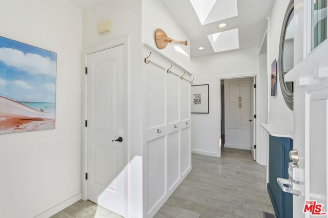 29500 Heathercliff Rd 105, Malibu, CA 90265