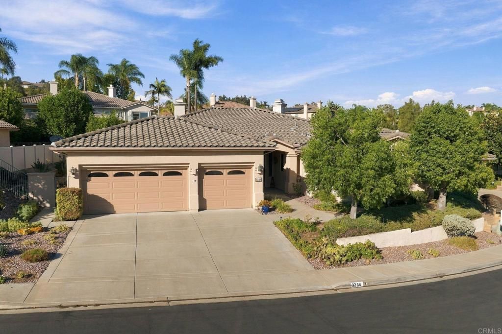 3268 Via Zamora, Escondido, CA 92029 — exterior