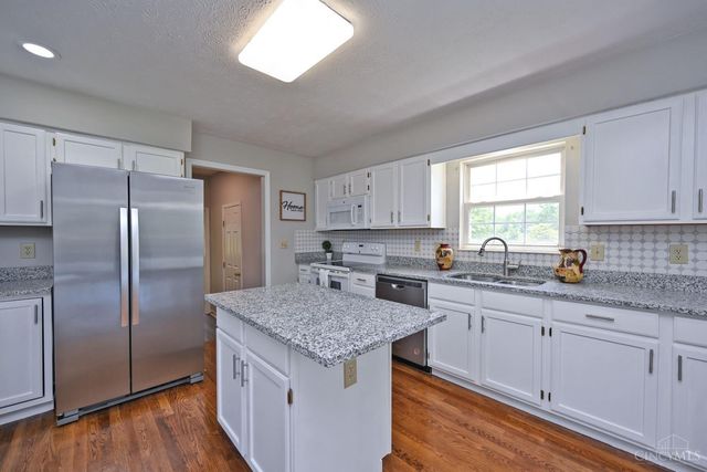 6169 Hillsdale Lane, West Chester, OH 45069