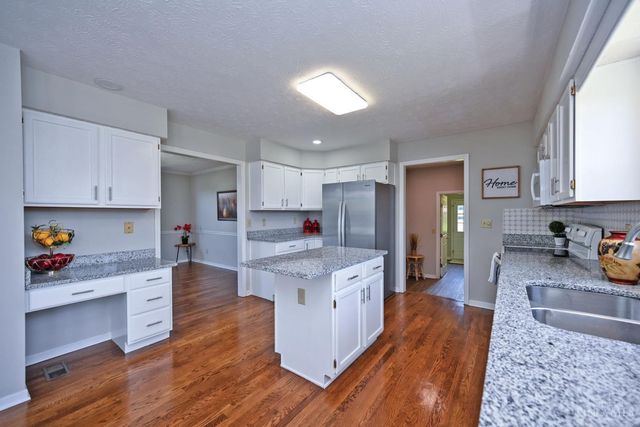 6169 Hillsdale Lane, West Chester, OH 45069