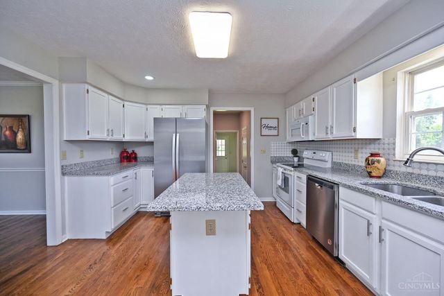 6169 Hillsdale Lane, West Chester, OH 45069