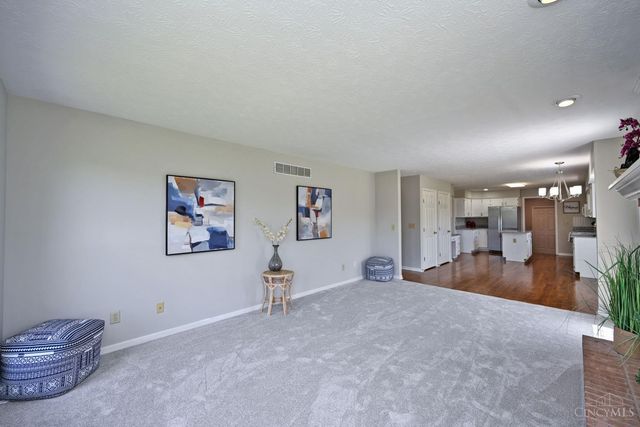 6169 Hillsdale Lane, West Chester, OH 45069