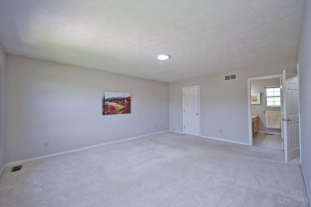 6169 Hillsdale Lane, West Chester, OH 45069