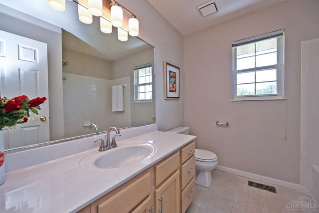 6169 Hillsdale Lane, West Chester, OH 45069