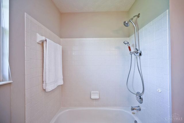 6169 Hillsdale Lane, West Chester, OH 45069
