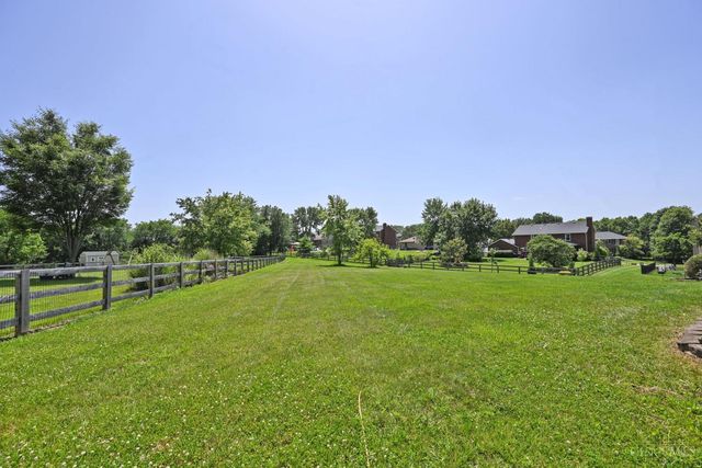 6169 Hillsdale Lane, West Chester, OH 45069