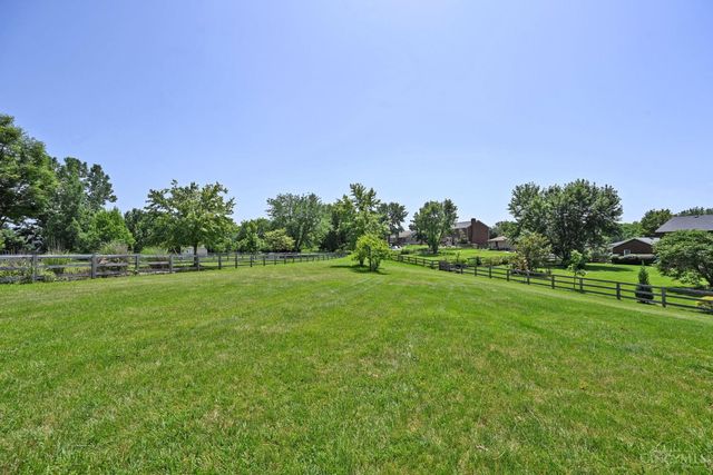 6169 Hillsdale Lane, West Chester, OH 45069