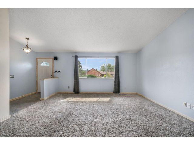 5090 Flintridge Dr, Colorado Springs, CO 80918
