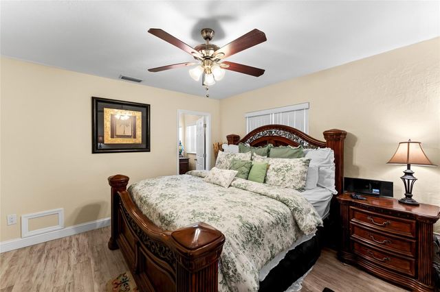 4533 20TH AVENUE N, St Petersburg, FL 33713