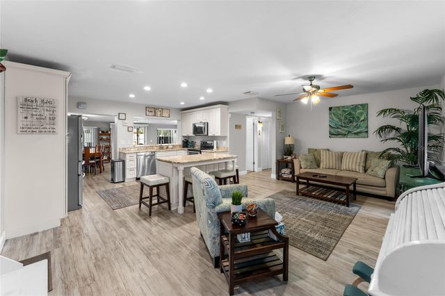 4533 20TH AVENUE N, St Petersburg, FL 33713