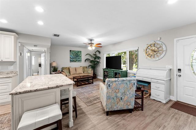 4533 20TH AVENUE N, St Petersburg, FL 33713